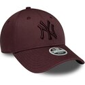 siltovka-zaoblena-cervena-nastavitelny-9forty-league-essential-new-york-yankees-mlb-new-era