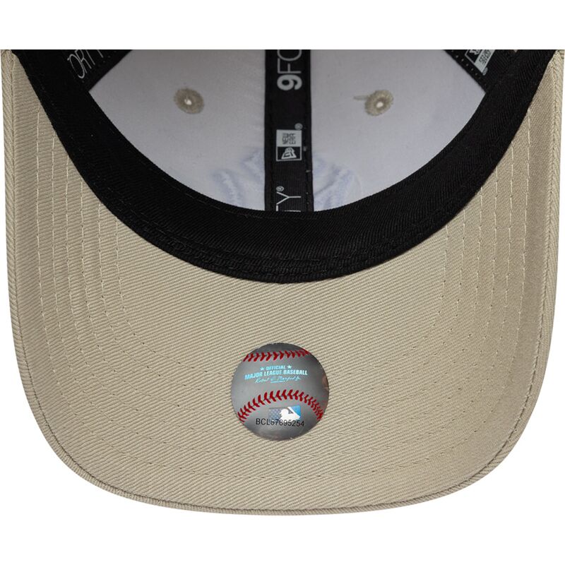 siltovka-zaoblena-bezova-nastavitelny-9forty-monster-icon-new-york-yankees-mlb-new-era
