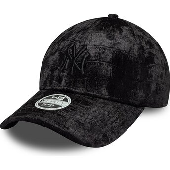 Šiltovka zaoblená čierna nastaviteľný 9FORTY Pattern Velour New York Yankees MLB New Era