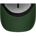 siltovka-zaoblena-zelena-snapback-a-frame-oval-patch-foam-new-era