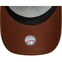 siltovka-zaoblena-hneda-snapback-e-frame-outline-new-york-yankees-mlb-new-era