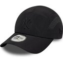 siltovka-zaoblena-cierna-snapback-runner-tech-midi-new-york-yankees-mlb-new-era