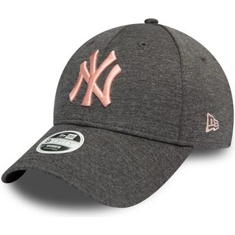 Šiltovka zaoblená sivá nastaviteľný rosa 9FORTY Tech Jersey New York Yankees MLB New Era