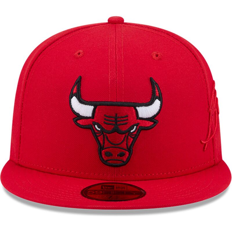 siltovka-rovna-cervena-upravena-59fifty-side-script-chicago-bulls-nba-new-era