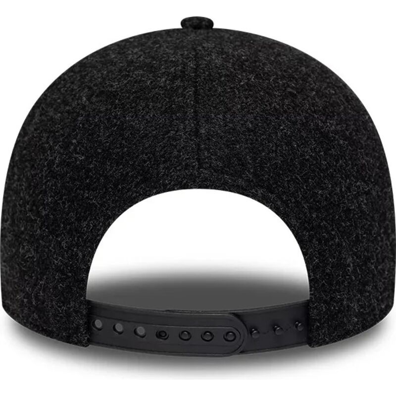 siltovka-zaoblena-cierna-nastavitelny-9forty-winter-new-york-yankees-mlb-new-era