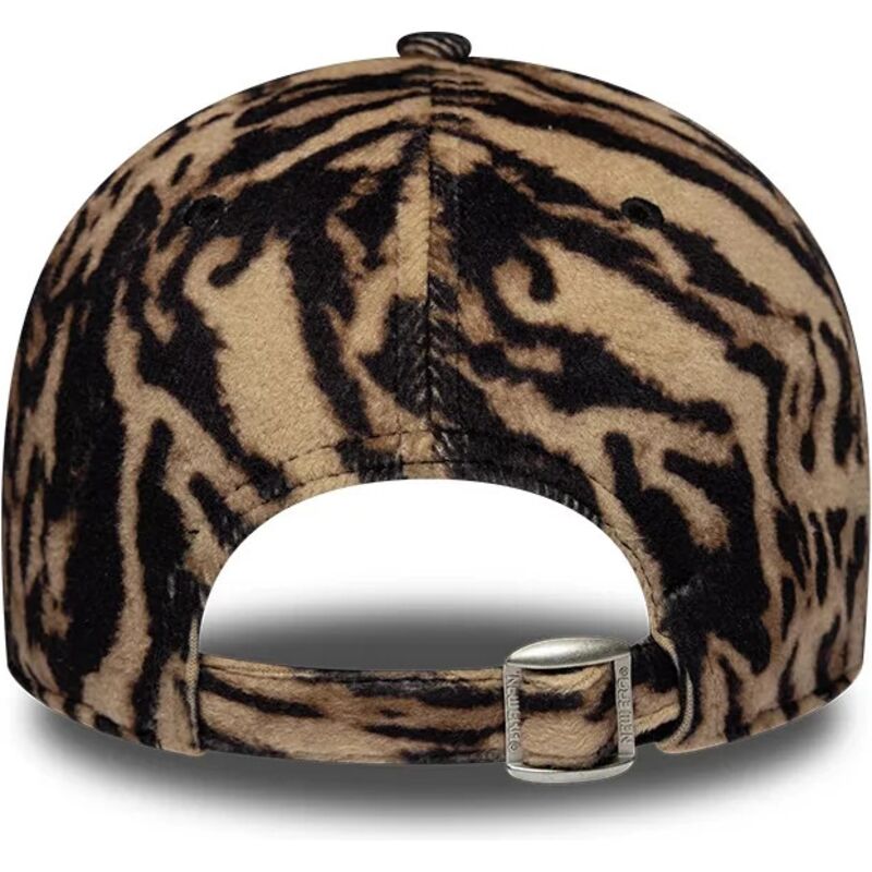 siltovka-zaoblena-leopardi-nastavitelny-9forty-ocelot-print-new-york-yankees-mlb-new-era siltovka-zaoblena-leopardi-nastavitelny-9forty-ocelot-print-new-york-yankees-mlb-new-era
