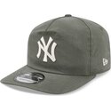 siltovka-zaoblena-zelena-snapback-19twenty-precurved-new-york-yankees-mlb-new-era