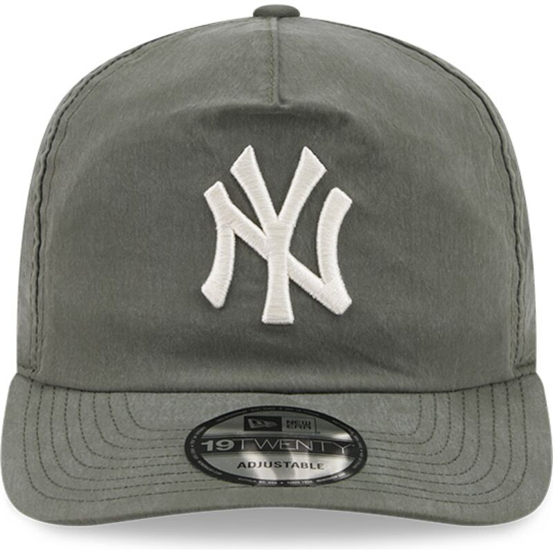 siltovka-zaoblena-zelena-snapback-19twenty-precurved-new-york-yankees-mlb-new-era