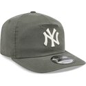 siltovka-zaoblena-zelena-snapback-19twenty-precurved-new-york-yankees-mlb-new-era