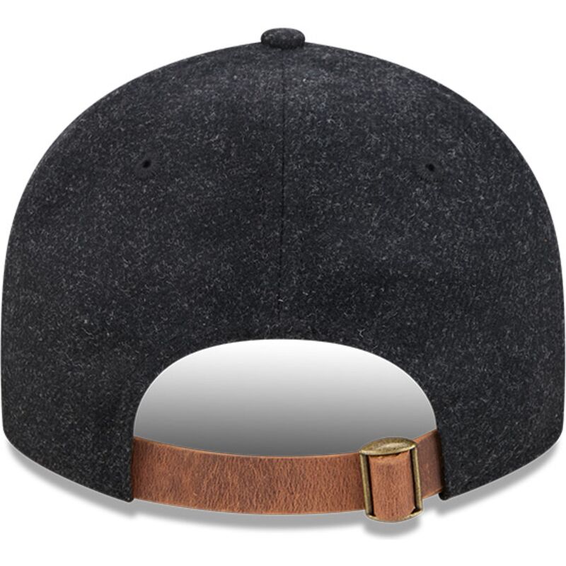siltovka-zaoblena-cierna-nastavitelny-9fifty-retro-crown-precurved-boston-red-sox-mlb-new-era siltovka-zaoblena-cierna-nastavitelny-9fifty-retro-crown-precurved-boston-red-sox-mlb-new-era
