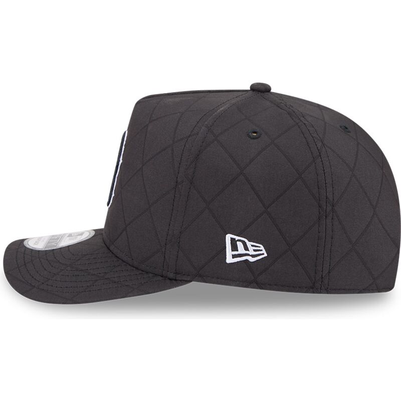 siltovka-zaoblena-cierna-snapback-9fifty-a-frame-precurved-checkered-boston-red-sox-mlb-new-era