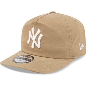 Šiltovka zaoblená béžová snapback 19TWENTY Precurved New York Yankees MLB New Era