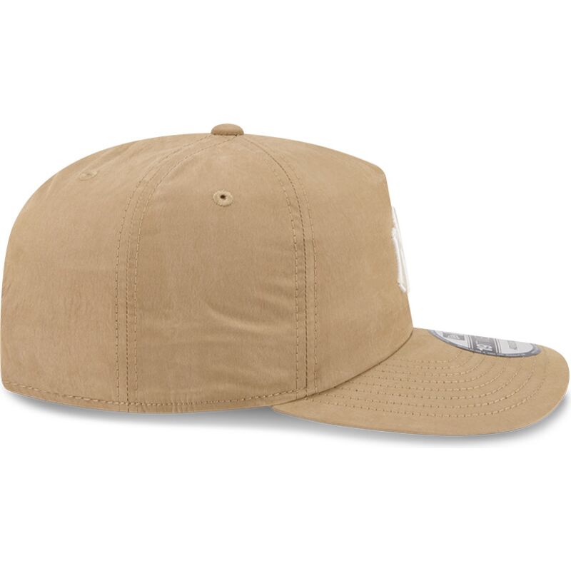 siltovka-zaoblena-bezova-snapback-19twenty-precurved-new-york-yankees-mlb-new-era siltovka-zaoblena-bezova-snapback-19twenty-precurved-new-york-yankees-mlb-new-era