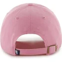 rosa-gebogener-schirmkappe-mit-grossem-frontlogo-der-mlb-new-york-yankees-von-47-brand
