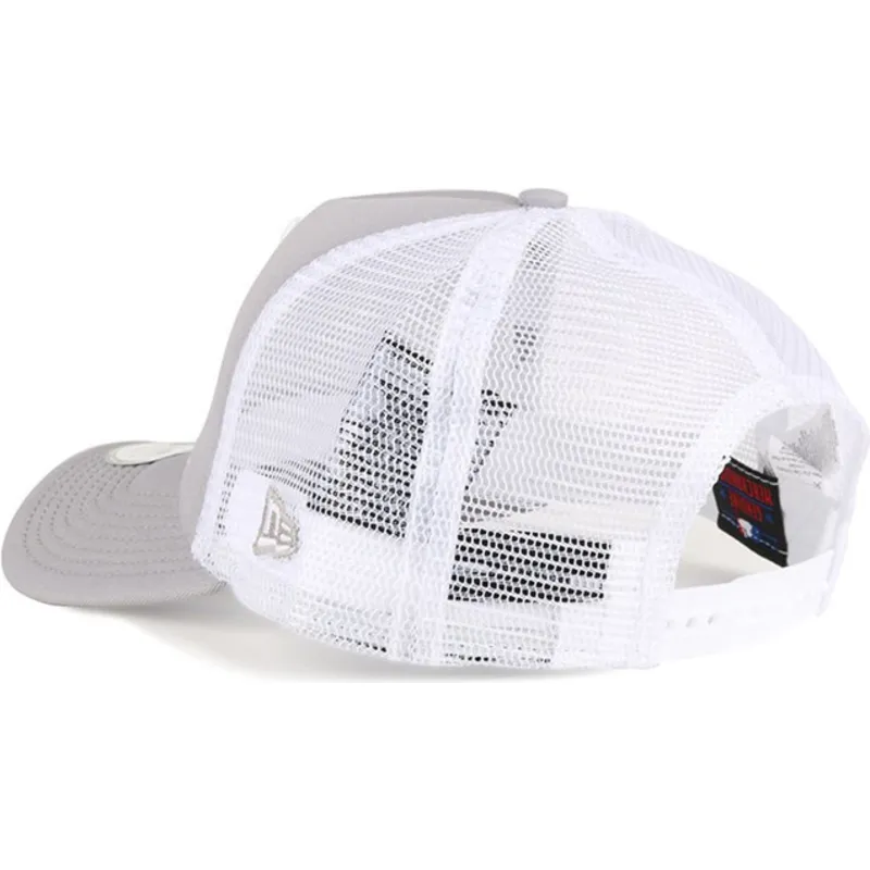 siltovka-zaoblena-siva-snapback-clean-a-frame-new-york-yankees-mlb-new-era siltovka-zaoblena-siva-snapback-clean-a-frame-new-york-yankees-mlb-new-era